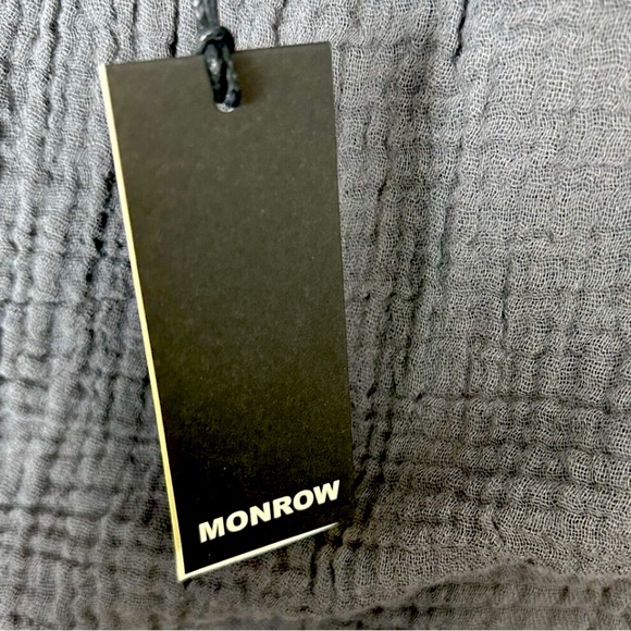 Monrow NWT Crinkle Gauze Ruffle Tank Top in Charcoal - Picture 7 of 9